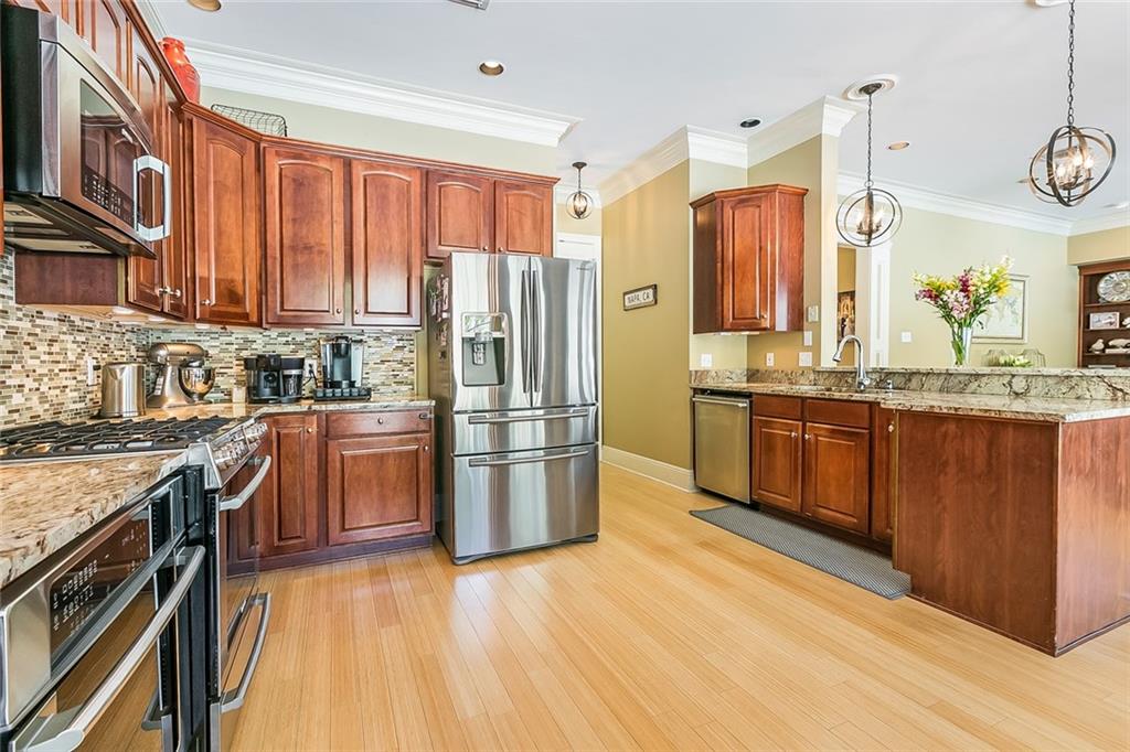 9 Savannah Ridge Lane Metairie, LA 70001 - Photo 9 of 25