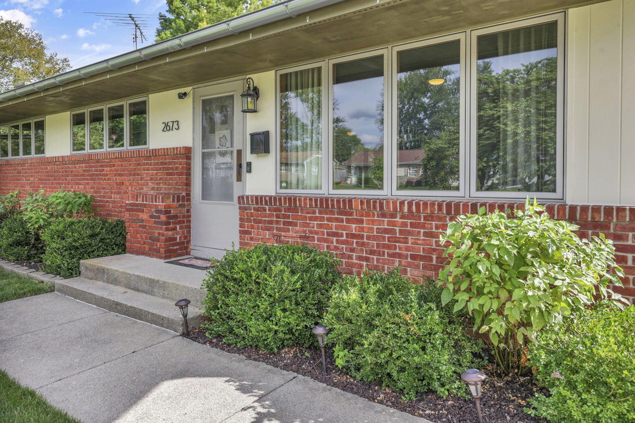 2673 Shrewsbury Road Columbus, OH 43221 - Photo 7 of 65 7-web-or-mls-0N4A7552