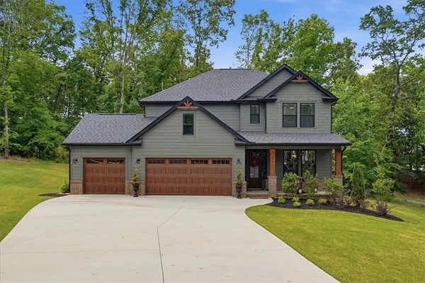 $710,000 | 3106 Chatham Drive, Seneca, SC 29678