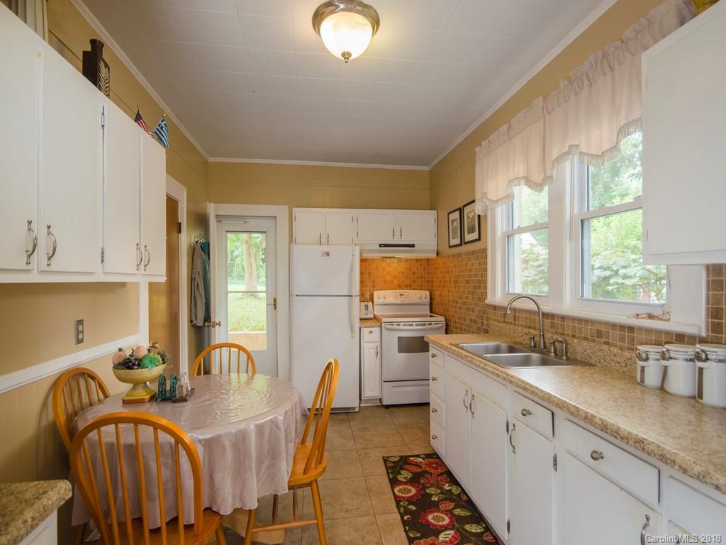57 Gracelyn Road Asheville, NC 28804 - Photo 8 of 16 Gallery Image 8