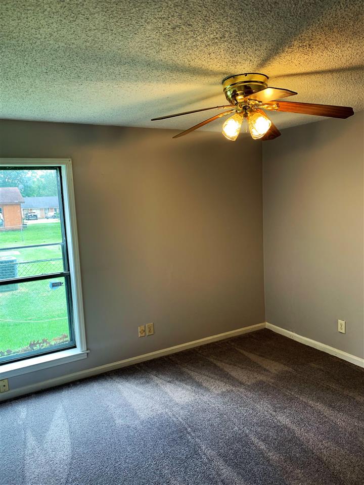 4931 Chevron Road Memphis, TN 38118 - Photo 11 of 16