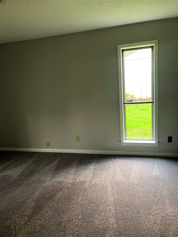 4931 Chevron Road Memphis, TN 38118 - Photo 8 of 16