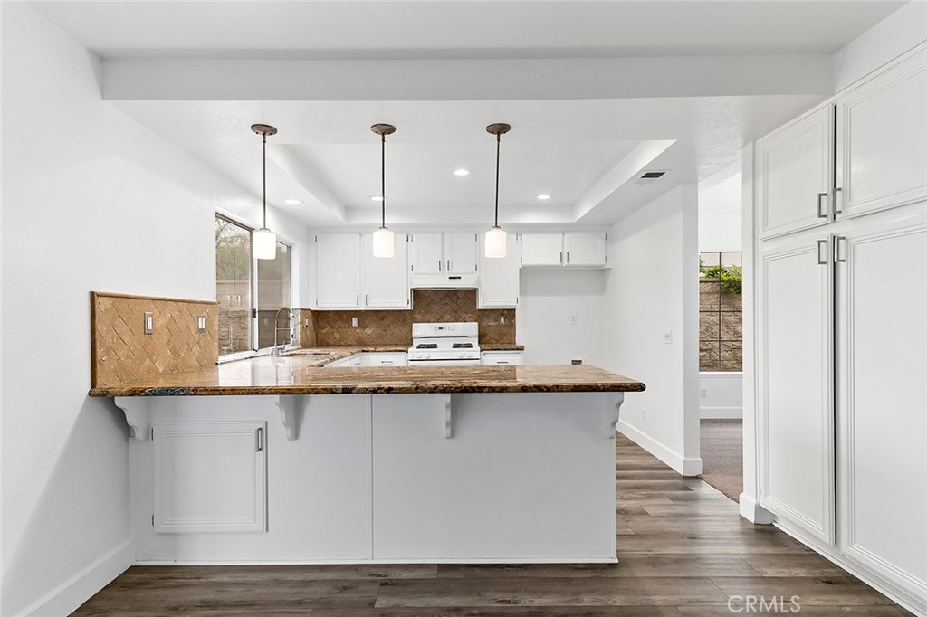 701 Black Oak Circle Corona, CA 92881 - Photo 18 of 46