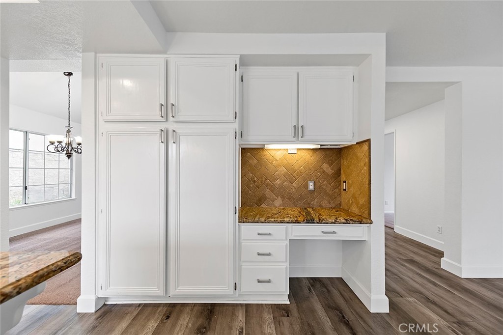 701 Black Oak Circle Corona, CA 92881 - Photo 19 of 46