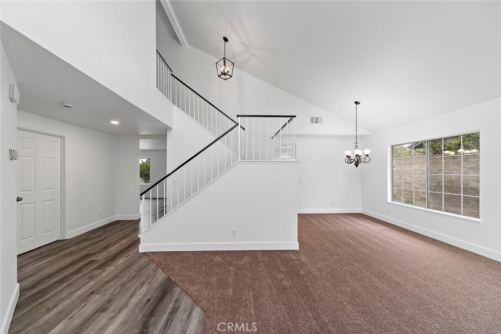 701 Black Oak Circle Corona, CA 92881 - Photo 4 of 46