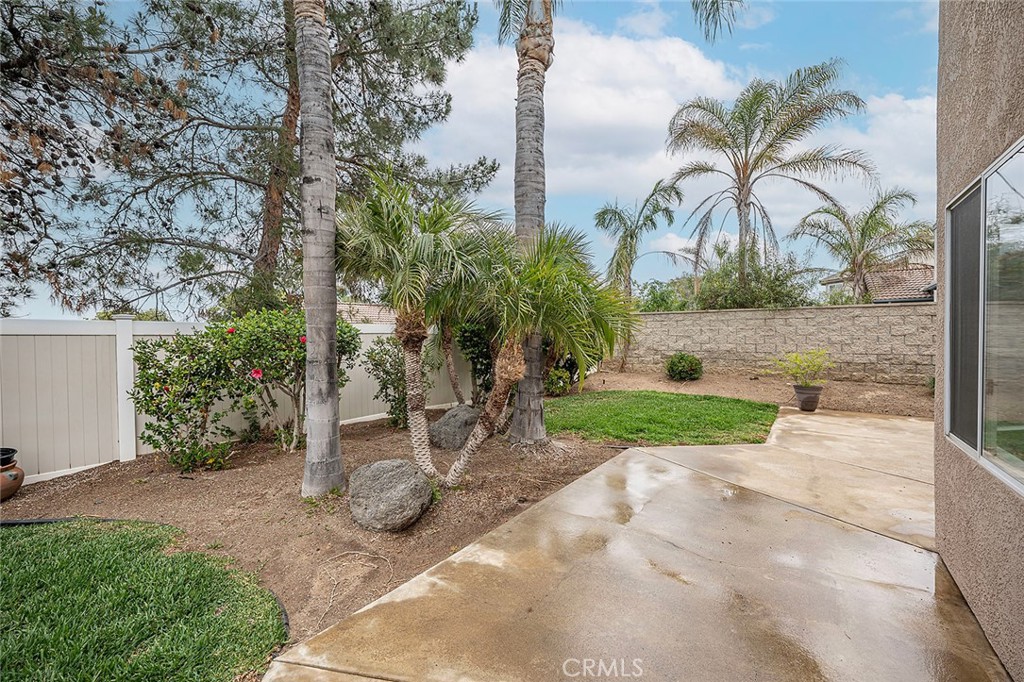 701 Black Oak Circle Corona, CA 92881 - Photo 42 of 46