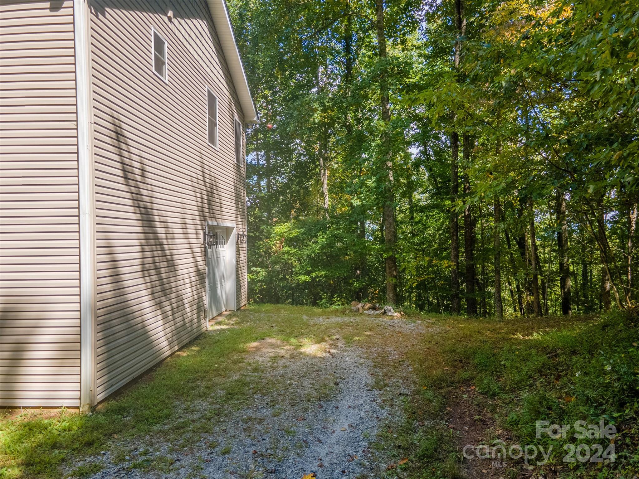 350 Balsam View Road Franklin, NC 28734 - Photo 35 of 44 Gallery Image 35