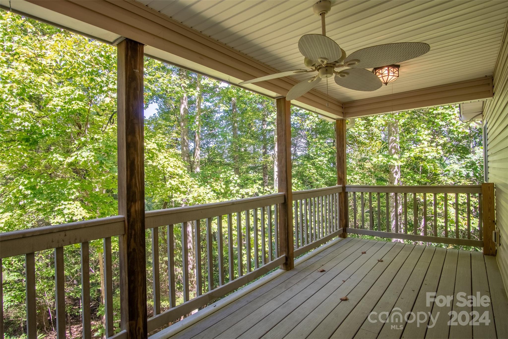 350 Balsam View Road Franklin, NC 28734 - Photo 7 of 44 Gallery Image 7