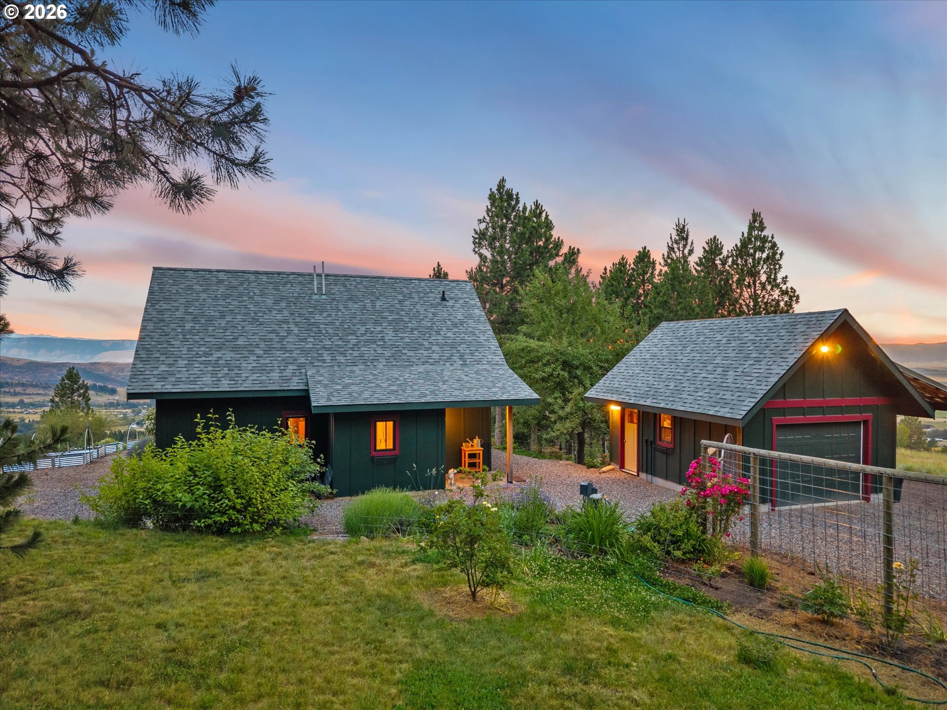 70170 Fletcher Lane Cove, OR 97824 - Photo 5 of 48