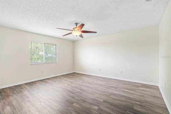 $2,400 | 12934 Fennway Ridge Drive, Riverview, FL 33579