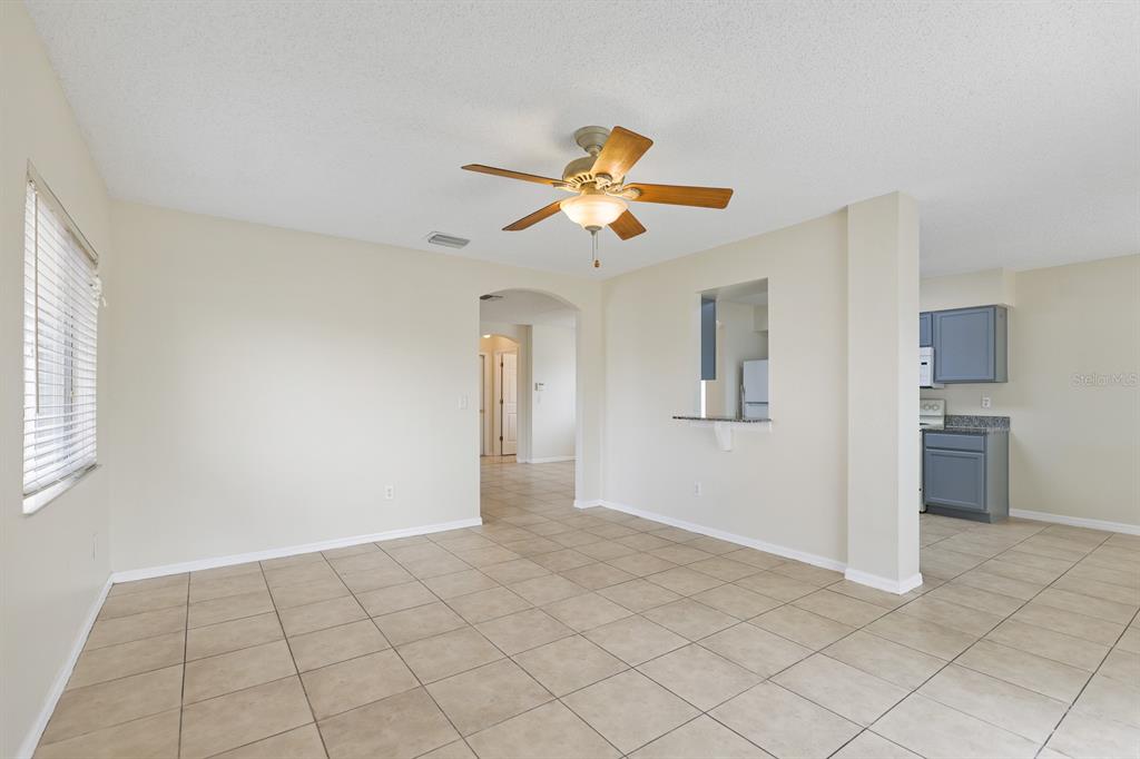 12934 Fennway Ridge Drive Riverview, FL 33579 - Photo 10 of 29