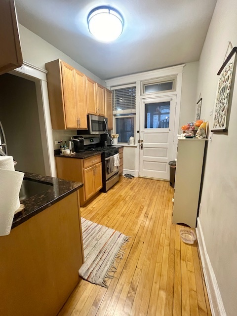 3702 North Fremont Street, Unit 2 Chicago, IL 60613 - Photo 2 of 12