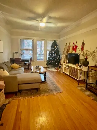 $2,700 | 3702 North Fremont Street, Unit 2, Chicago, IL 60613