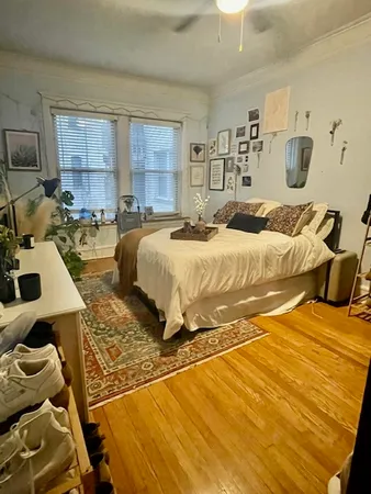 $2,700 | 3702 North Fremont Street, Unit 2, Chicago, IL 60613