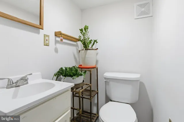 $689,000 | 212 Upland Road, Merion Station, PA 19066