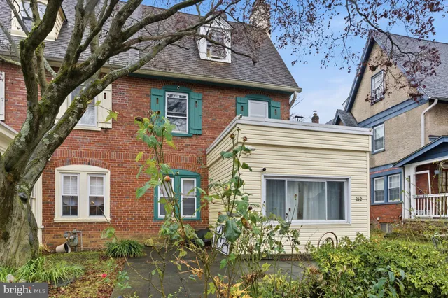 $689,000 | 212 Upland Road, Merion Station, PA 19066