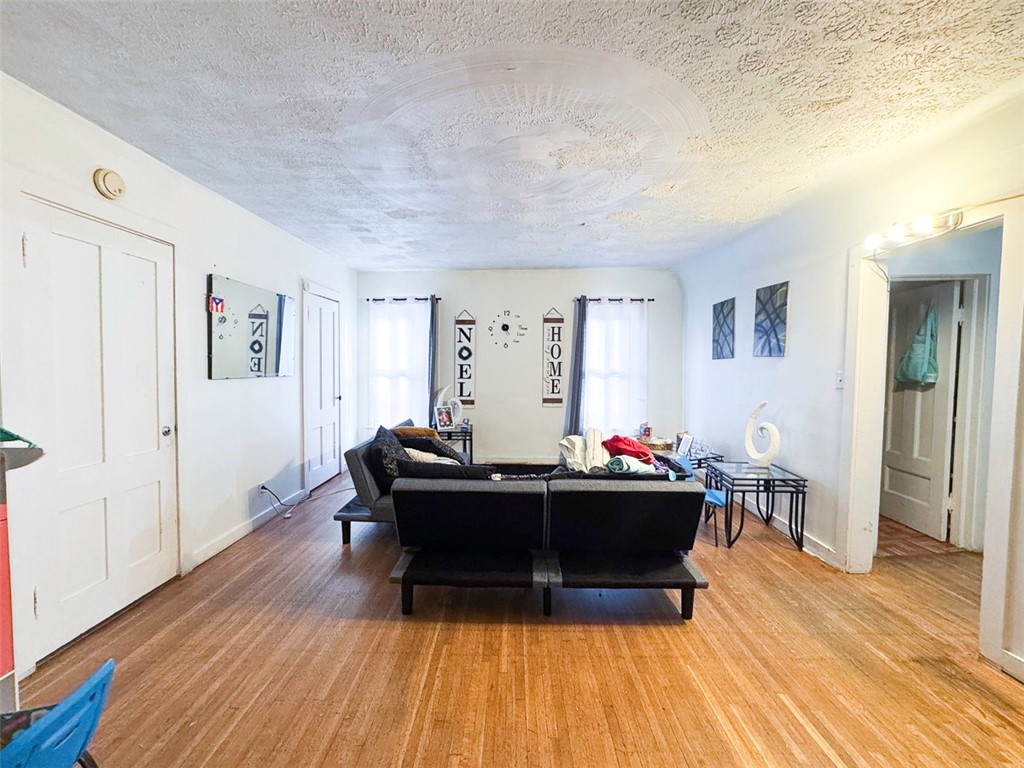 1009 North Street Rochester, NY 14621 - Photo 15 of 22