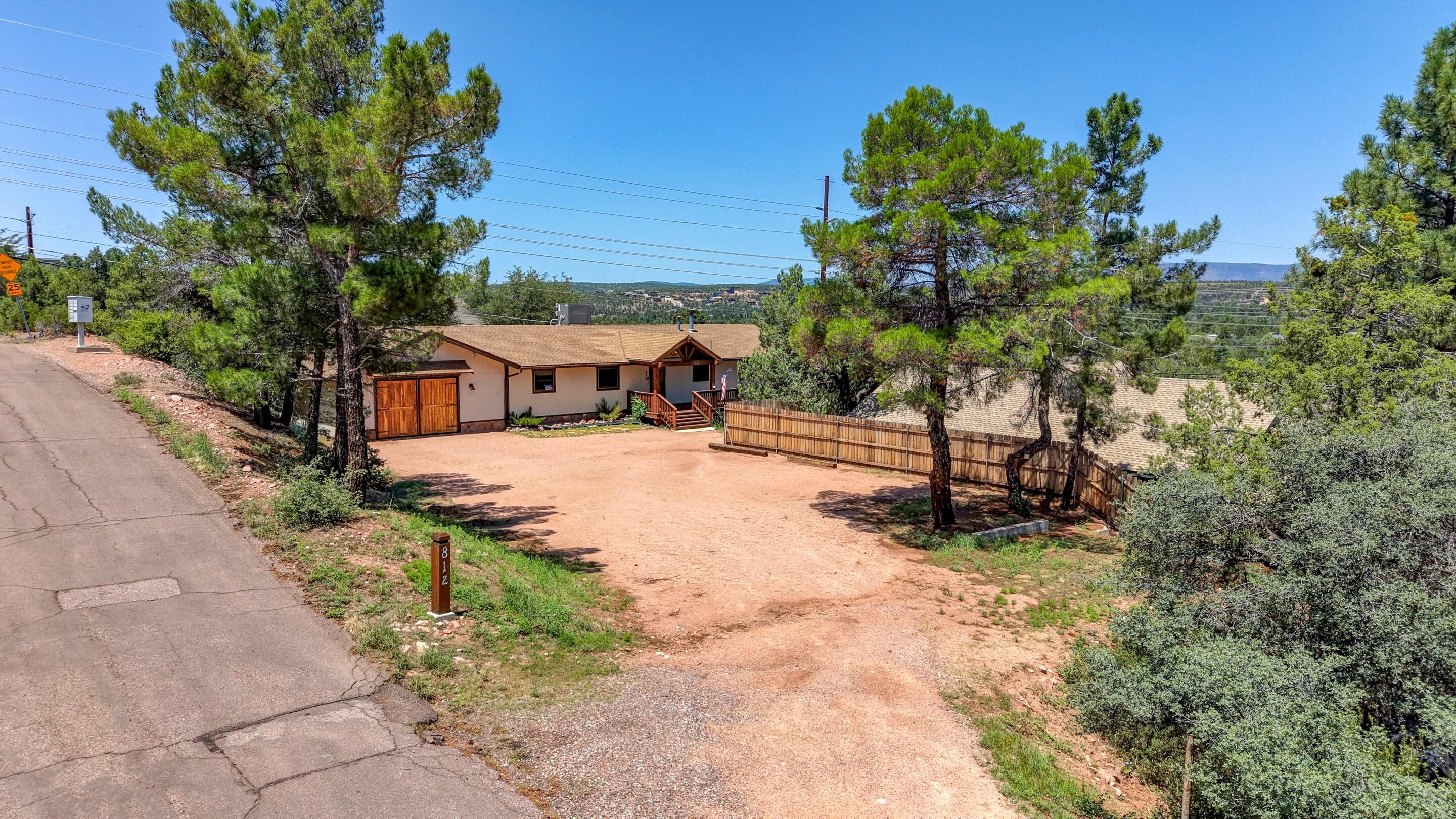 812 West Rim View Road Payson, AZ 85541 - Photo 4 of 45 Gallery Image 4