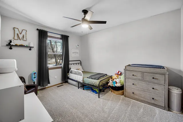 $330,000 | 7515 Hickory Trail, Wonder Lake, IL 60097