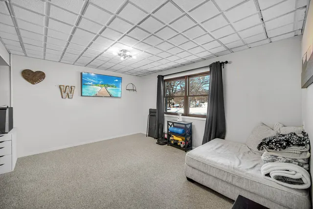 $330,000 | 7515 Hickory Trail, Wonder Lake, IL 60097