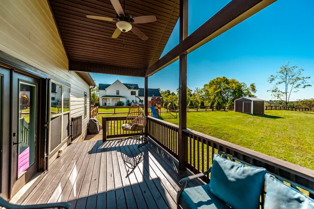 a view of a outdoor space