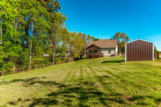 $799,000 | 143 West Hester Road, Cottontown, TN 37048