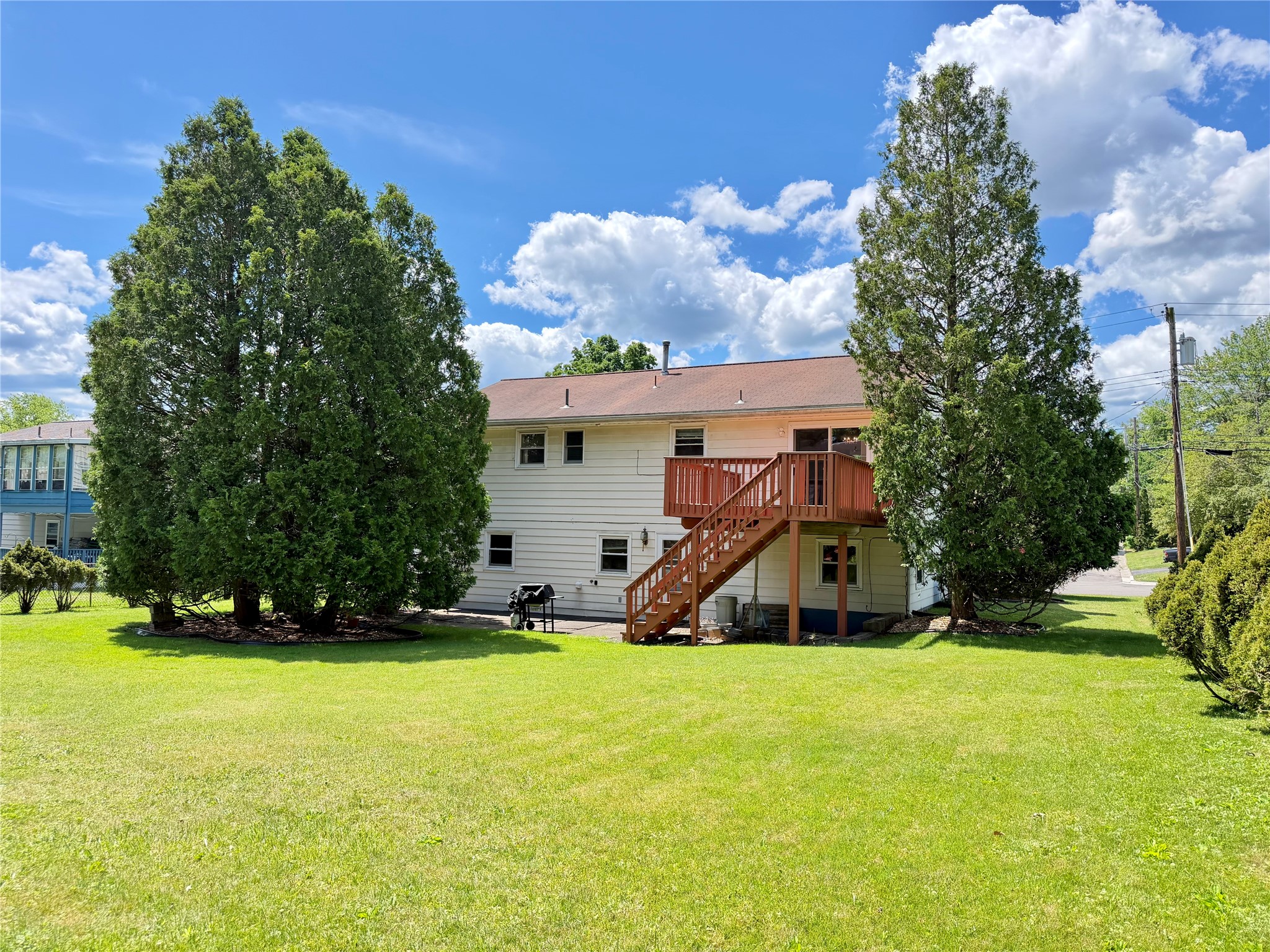 2707 Camelot Road Endwell, NY 13760 - Photo 24 of 36
