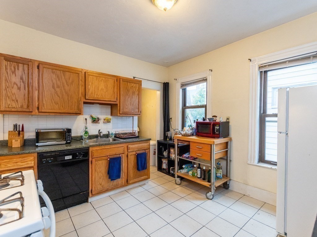 15-17 Cushman Road Boston, MA 02135 - Photo 21 of 28