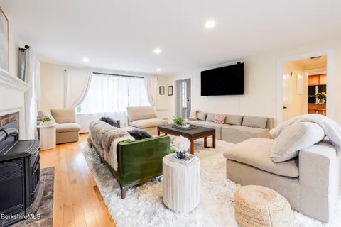 $895,000 | 11 Prospect Street, Great Barrington, MA 01230