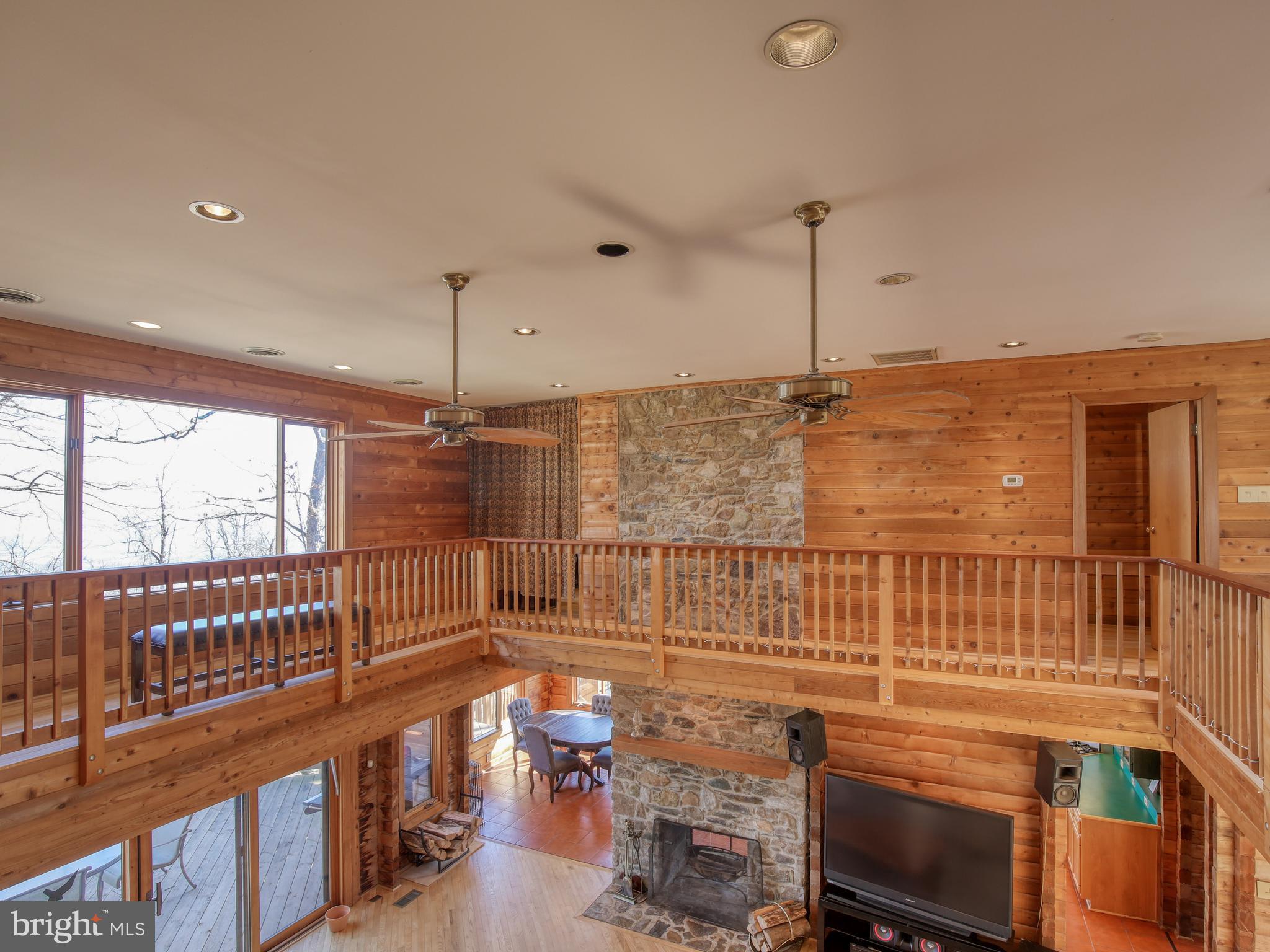 19688 Blue Ridge Mountain Road Bluemont, VA 20135 - Photo 28 of 32 Gallery Image 28