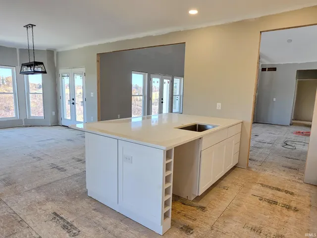 $799,900 | 8247 East State Road 54, Bloomfield, IN 47424