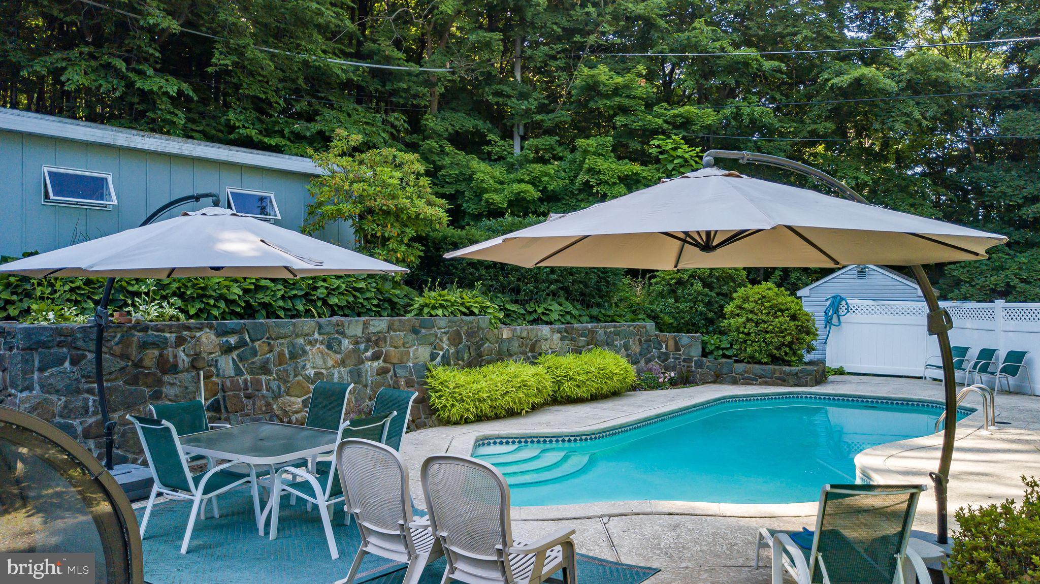 24 Meitzler Road Bechtelsville, PA 19505 - Photo 4 of 32 Pool patio