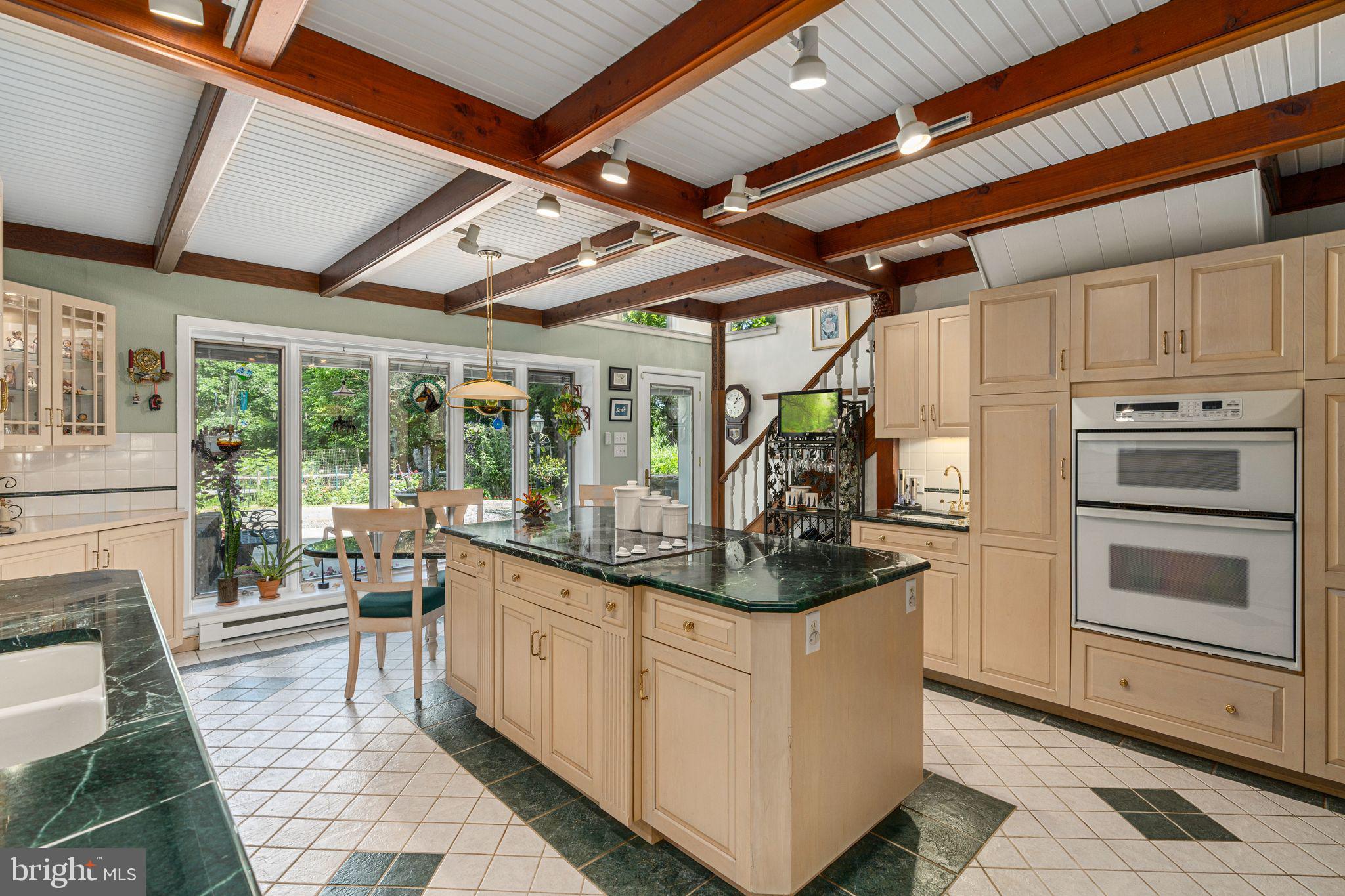 24 Meitzler Road Bechtelsville, PA 19505 - Photo 9 of 32 Gallery Image 9