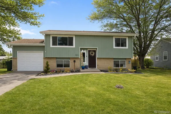 $298,500 | 125 Columbia Drive, Julesburg, CO 80737