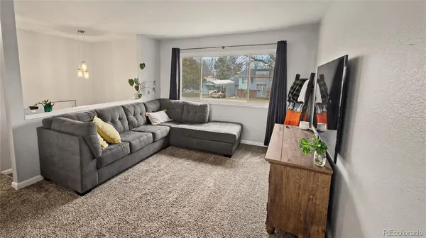 $298,500 | 125 Columbia Drive, Julesburg, CO 80737