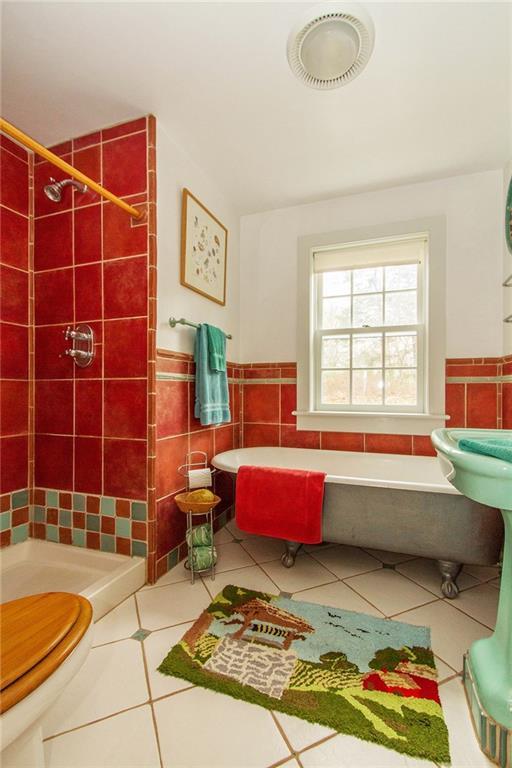 369 Old Union Road Washington, ME 04574 - Photo 15 of 35 This bathroom is next to the first...