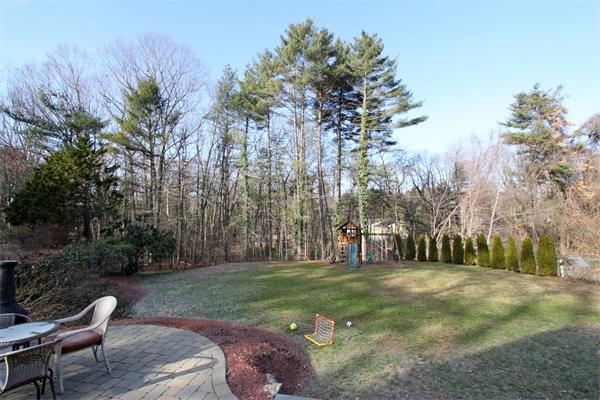 19 Stratford Road Needham, MA 02492 - Photo 2 of 21 Gallery Image 2