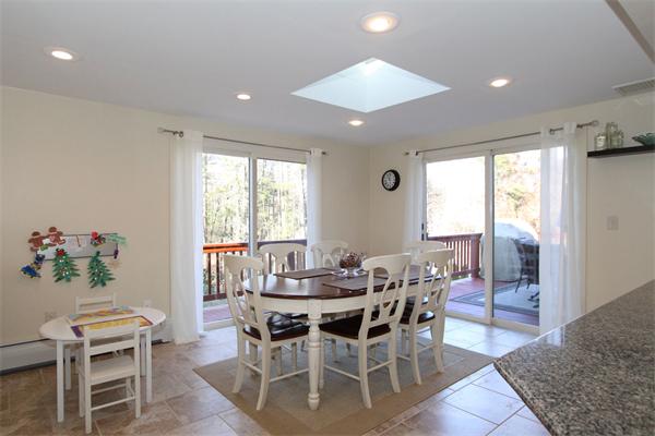 19 Stratford Road Needham, MA 02492 - Photo 10 of 21 Gallery Image 10