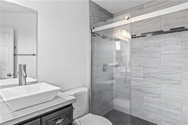 $428,500 | 1395 Glen Oaks Road, Clemmons, NC 27012