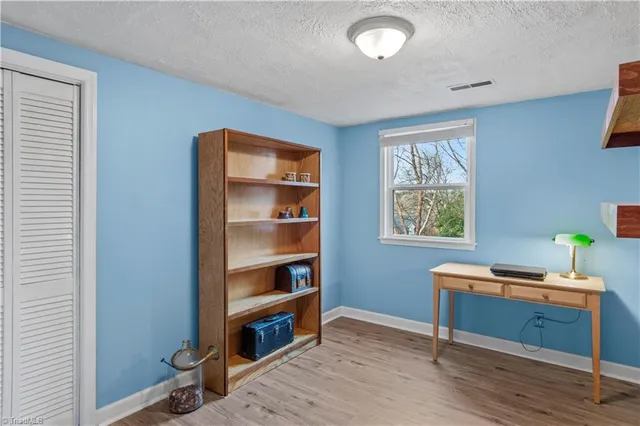 $428,500 | 1395 Glen Oaks Road, Clemmons, NC 27012