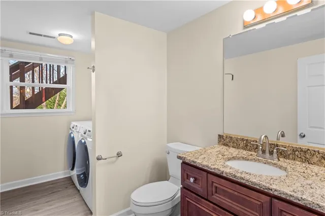 $428,500 | 1395 Glen Oaks Road, Clemmons, NC 27012