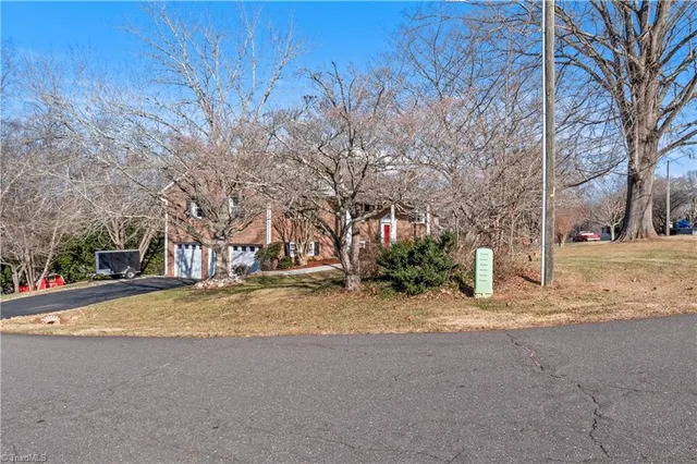 $428,500 | 1395 Glen Oaks Road, Clemmons, NC 27012
