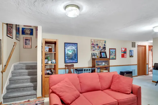 $248,500 | 1113 Lorna Lane, Newton, KS 67114