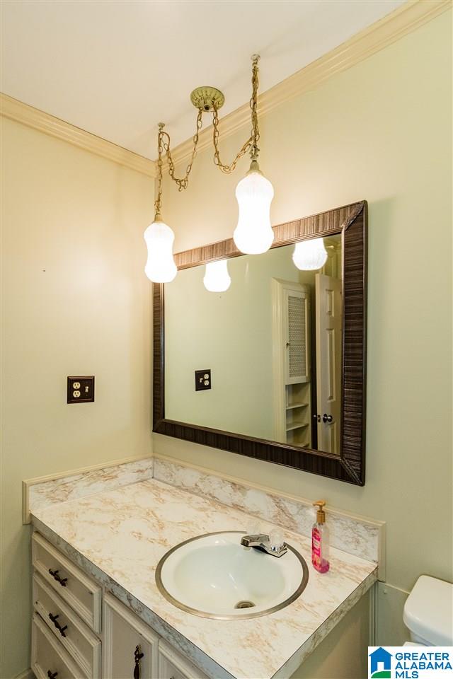 744 Crest Lane Birmingham, AL 35209 - Photo 20 of 43