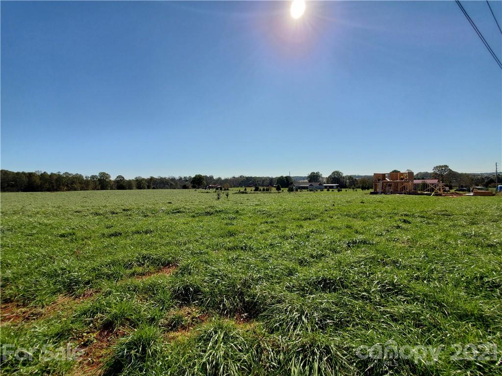 1554 Null Road Lincolnton, NC 28092 - Photo 5 of 24 Gallery Image 5