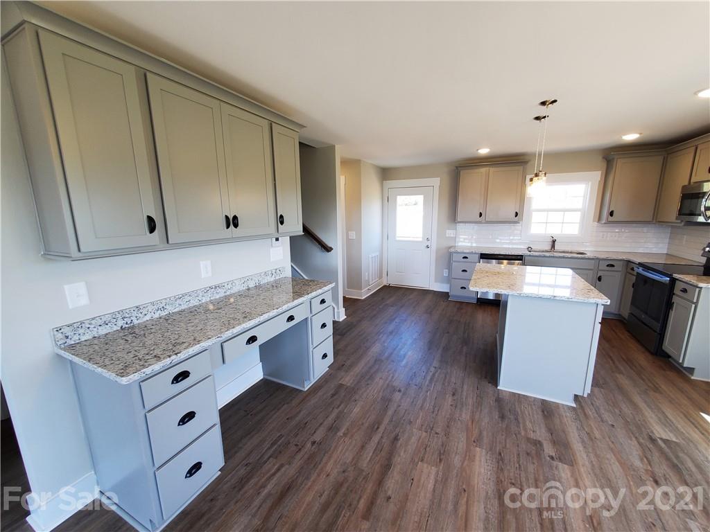 1554 Null Road Lincolnton, NC 28092 - Photo 8 of 24 Gallery Image 8