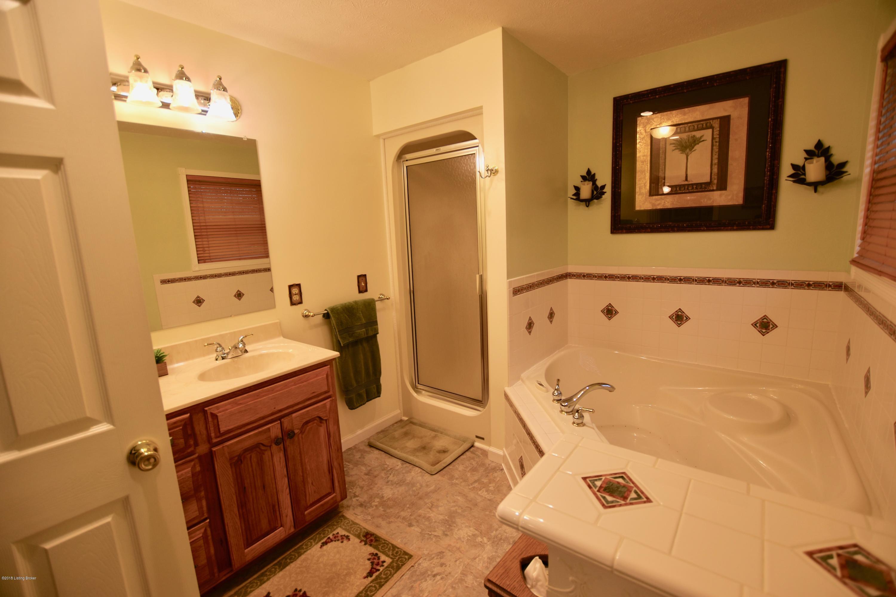 286 Hansborough Road Cecilia, KY 42724 - Photo 29 of 37 DSC_5947