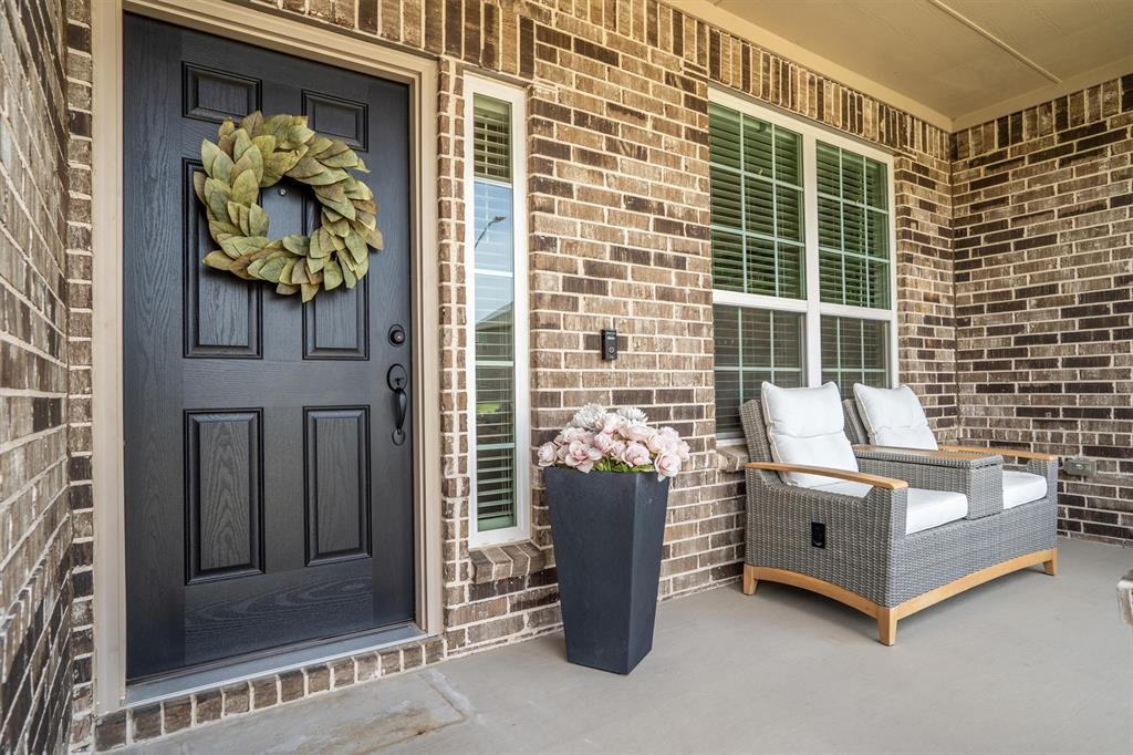 11448 Gale Rdg Terrace Fort Worth, TX 76052 - Photo 4 of 40