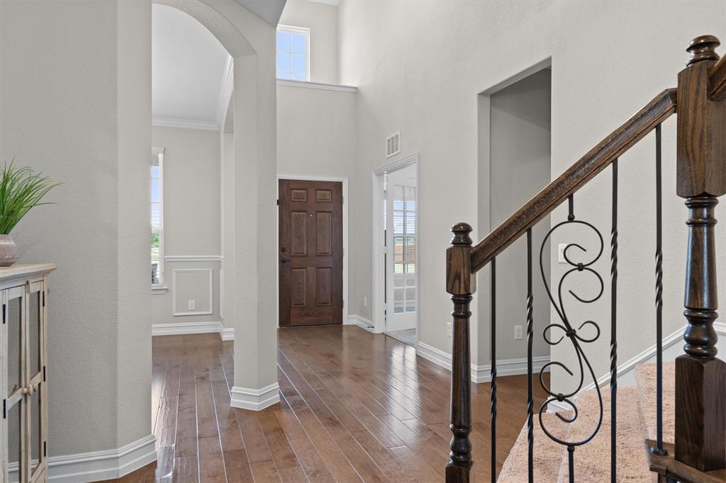 11448 Gale Rdg Terrace Fort Worth, TX 76052 - Photo 5 of 40