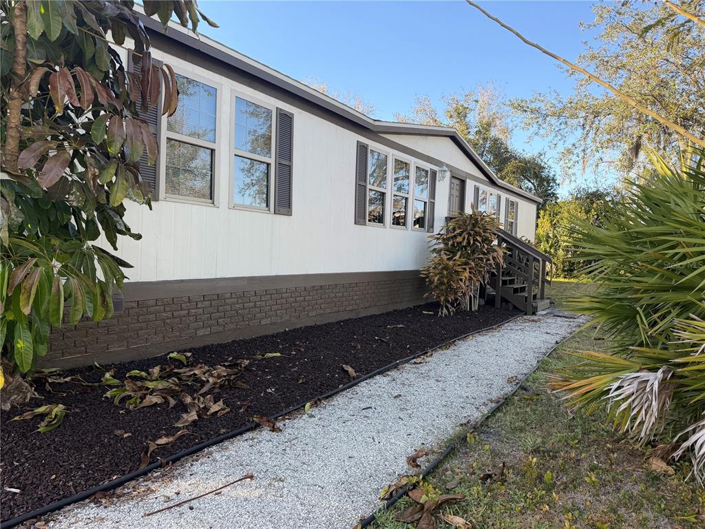 10649 Southwest Park Avenue Arcadia, FL 34269 - Photo 3 of 31